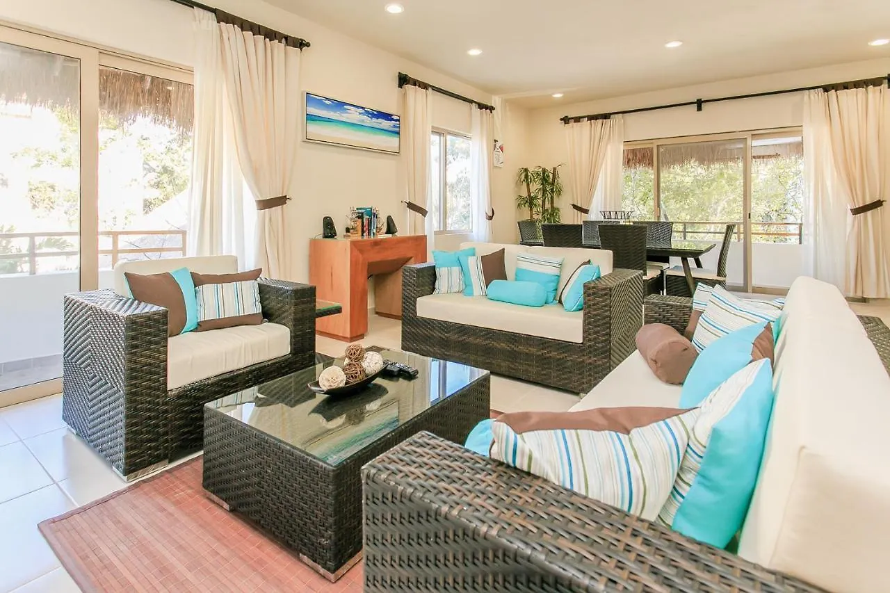 Apartment Condo Complex With An Alluring Pool & Tropical Vibes By Stella Rentals! Tulum