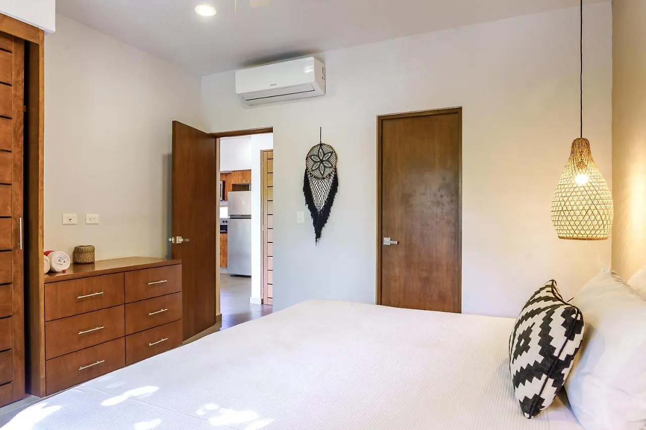 Condo Complex With An Alluring Pool & Tropical Vibes By Stella Rentals! Tulum