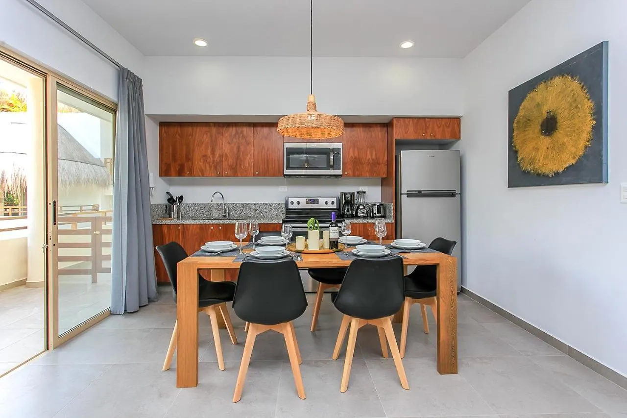 Condo Complex With An Alluring Pool & Tropical Vibes By Stella Rentals! Tulum 0*,