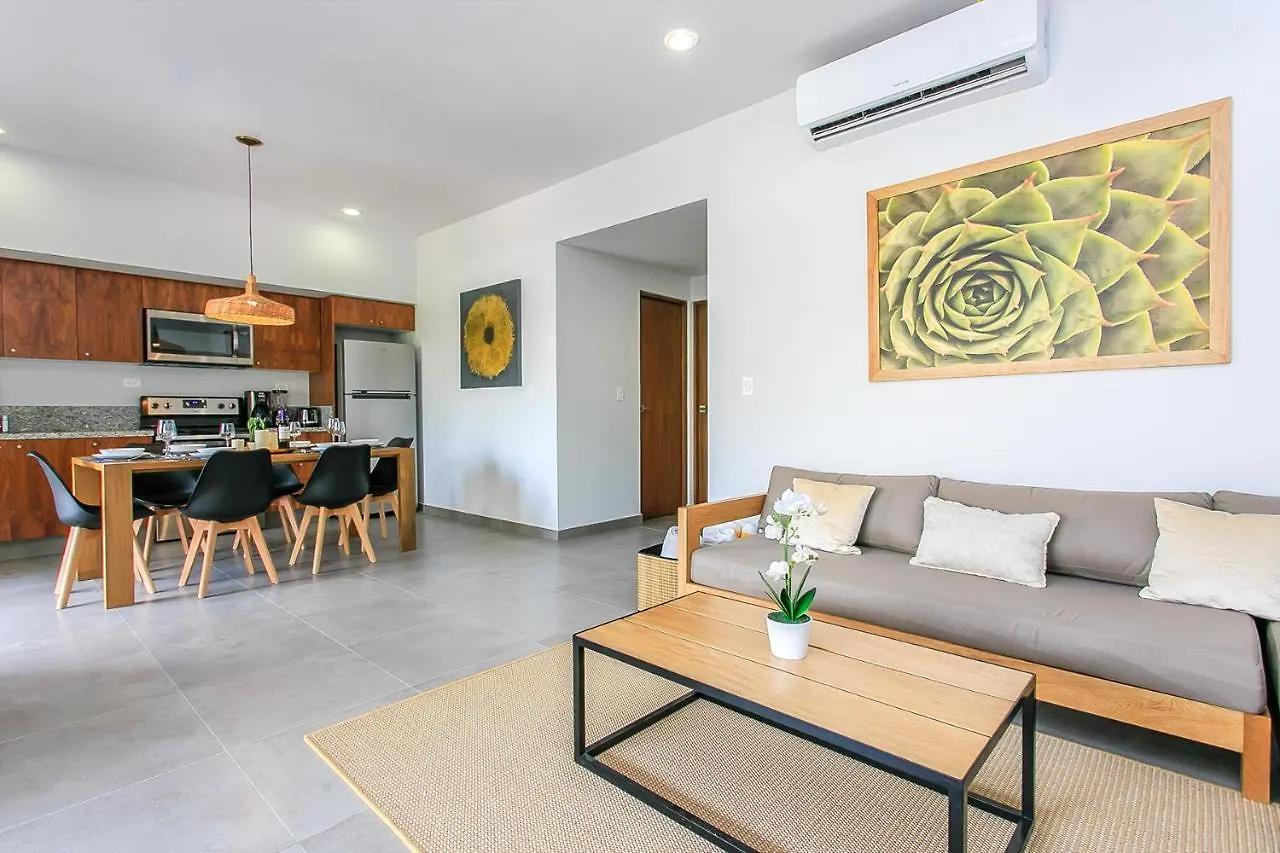 Condo Complex With An Alluring Pool & Tropical Vibes By Stella Rentals! Tulum Apartment