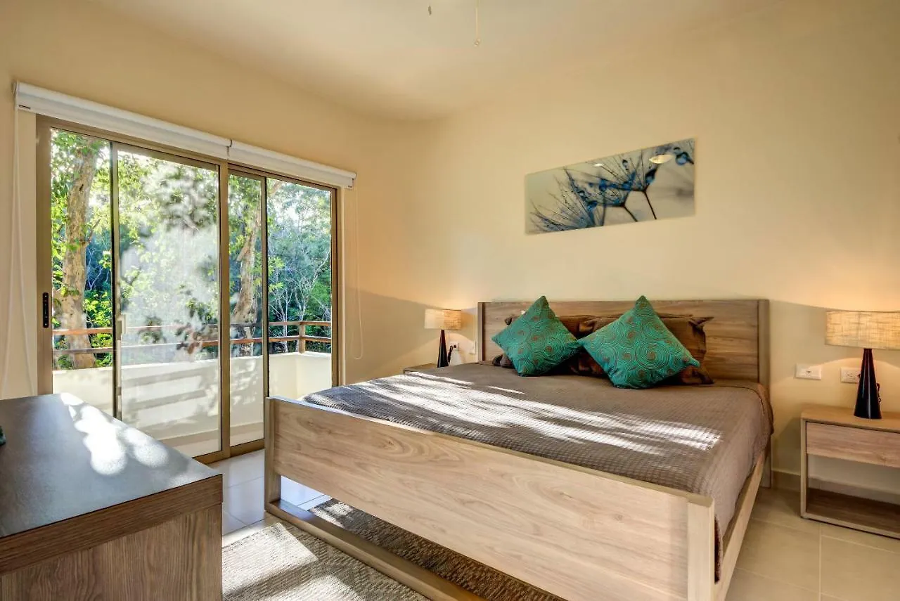 Apartment Condo Complex With An Alluring Pool & Tropical Vibes By Stella Rentals! Tulum